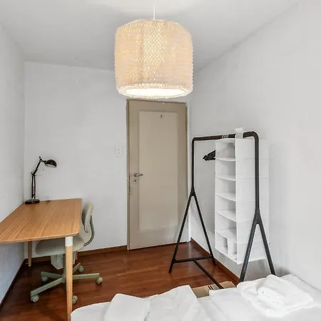 Altwiesenstrasse 144 Апартаменты *