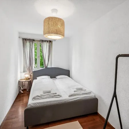 Altwiesenstrasse 144 Appartement *