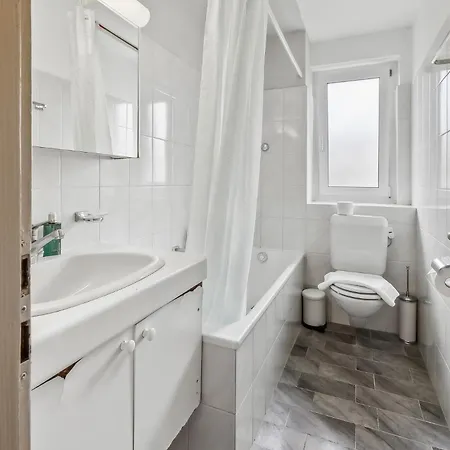 Altwiesenstrasse 144 * Zurich