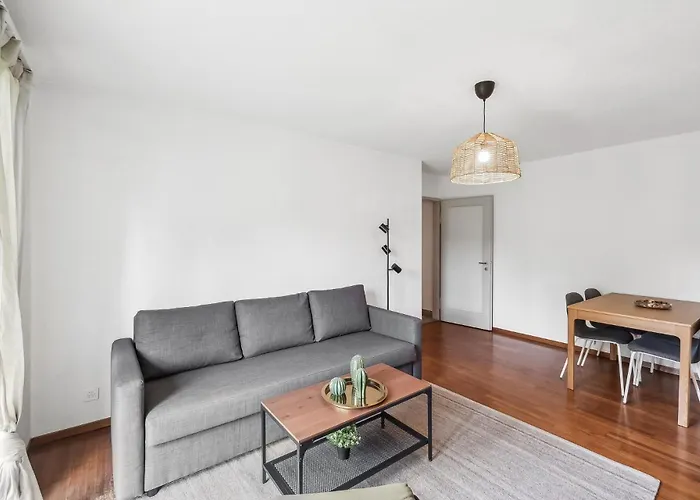 Altwiesenstrasse 144 زيورخ