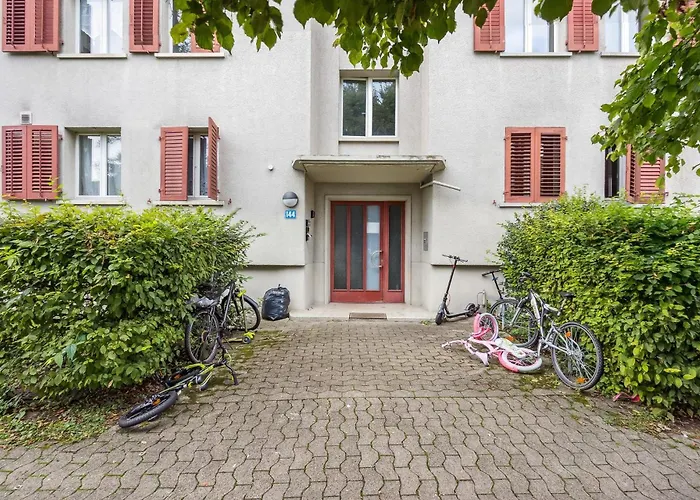 Altwiesenstrasse 144 Apartment Zürich