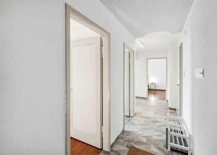 Lejlighed Altwiesenstrasse 144 *