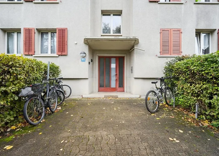 Altwiesenstrasse 144 * Zurich